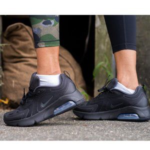 NEW Nike Women's Air Max 200 Running Sneakers
